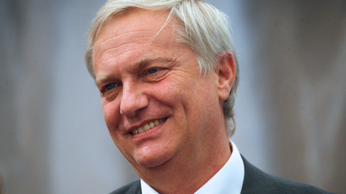 Kast en Hungría: En Chile estamos gobernados por un presidente 