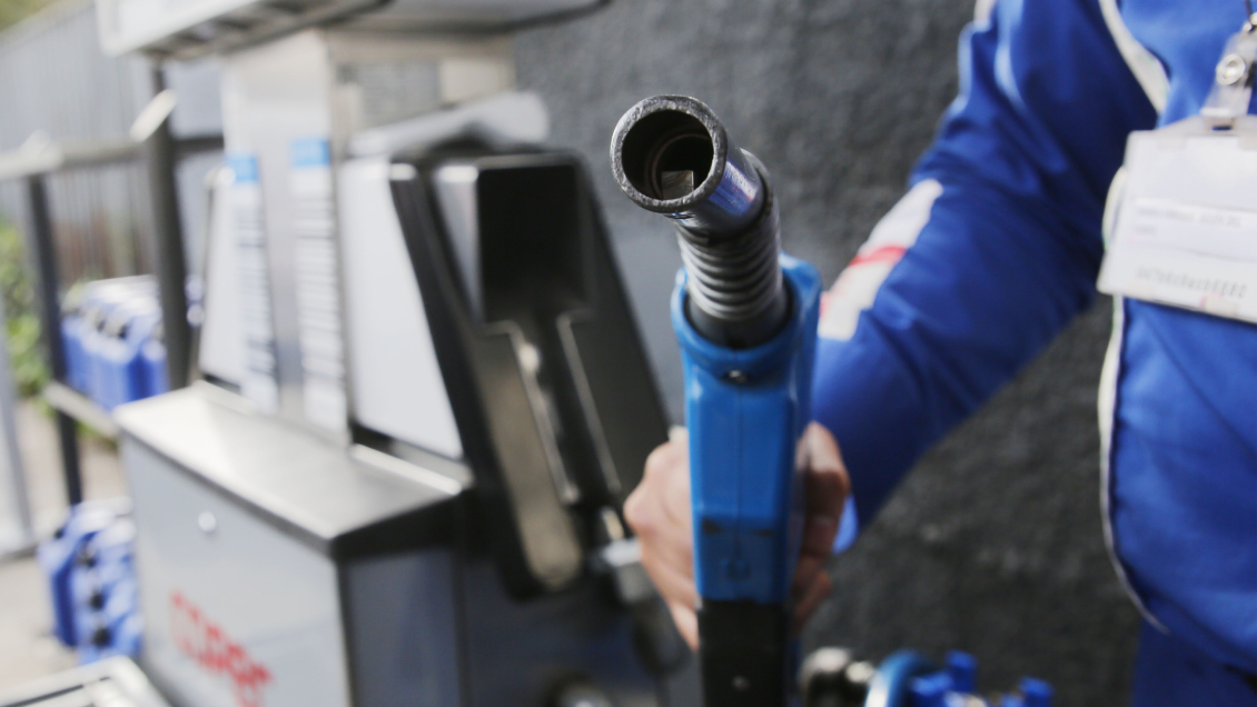 Este jueves subirán las bencinas pero bajarán el diésel y el gas licuado