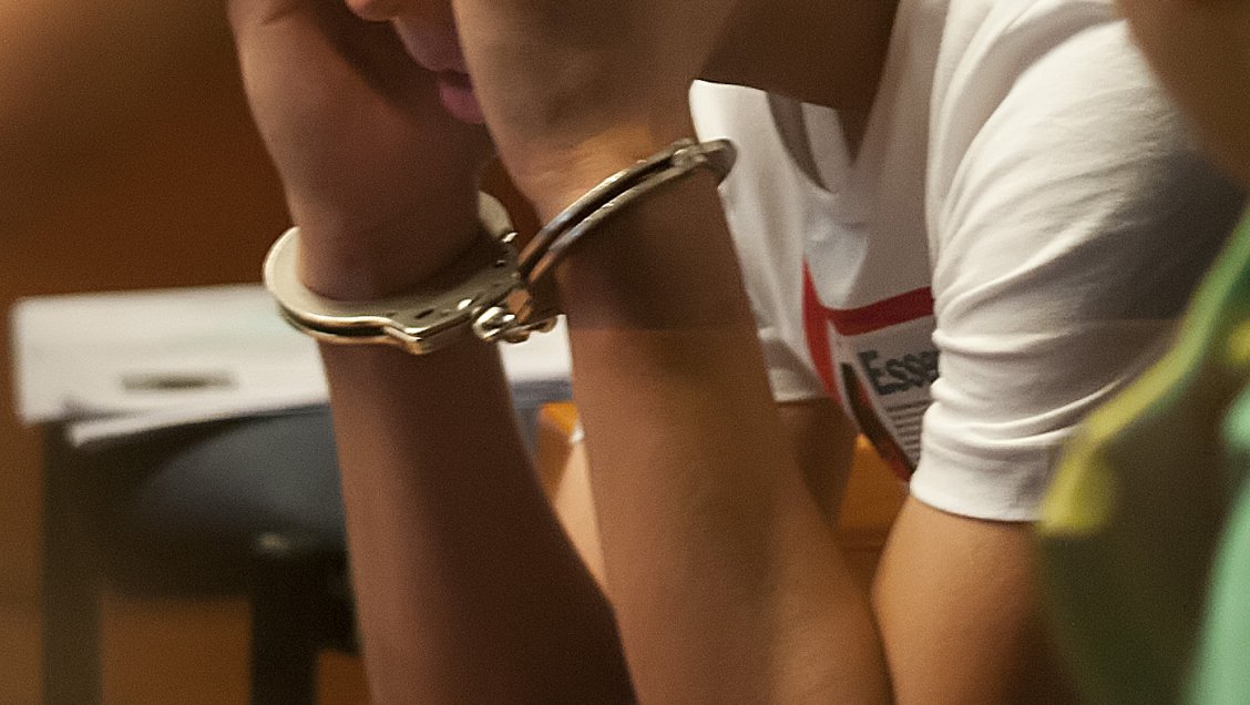 Violento asaltante que fingía ser policía fue condenado a 43 años de cárcel