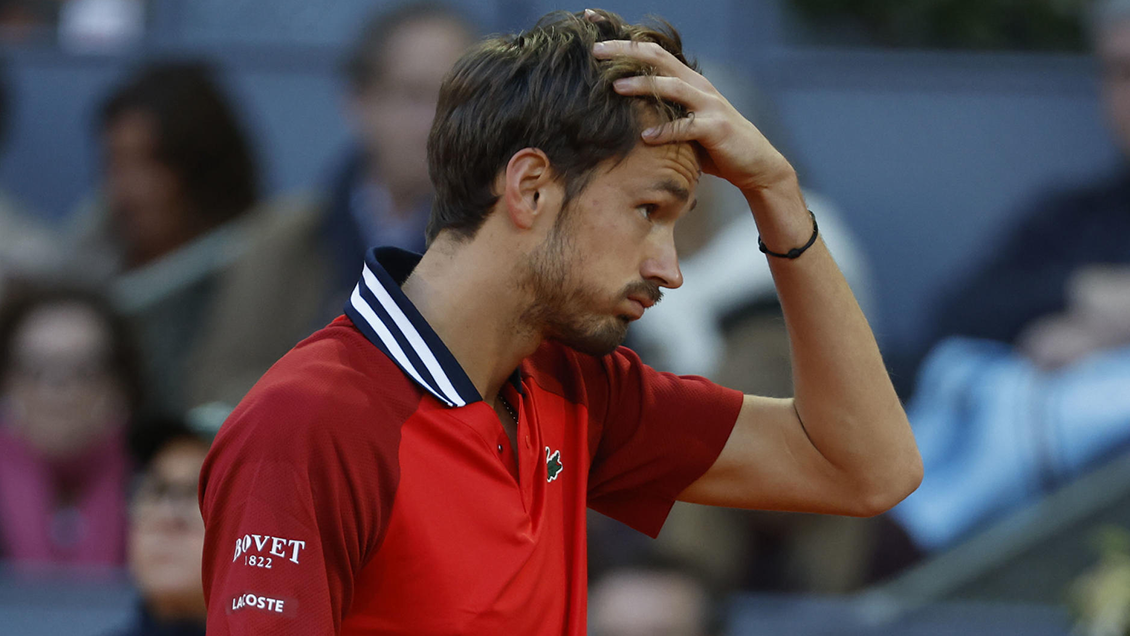 Medvedev se retiró del Masters de Madrid y Lehecka avanzó a semifinales