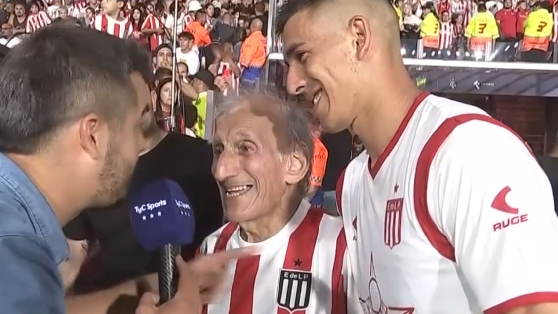 [Video] Defensor de Estudiantes le regaló medalla de campeón a su abuelo