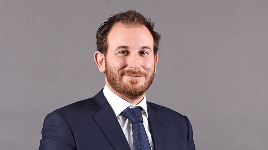 Maximiliano Luksic deja la dirección ejecutiva de Canal 13