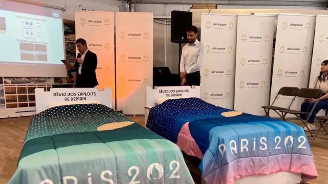 La Villa Olímpica de París recibió las primeras camas 