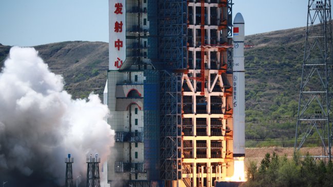 Satélite chino detecta más de 100 llamaradas solares de luz blanca