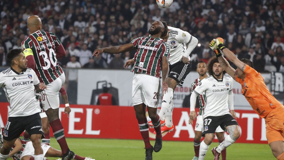 Colo Colo choca con Fluminense en el Monumental por la Copa Libertadores