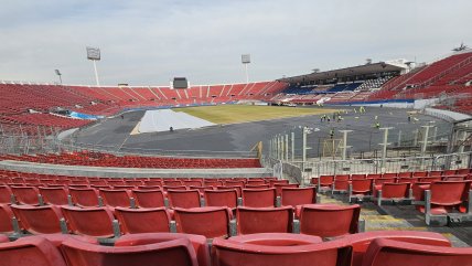   El césped del Nacional está en la fase final de recuperación para el clásico universitario 