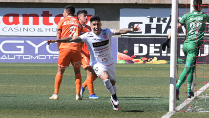   Copiapó vapuleó a Cobreloa en su primer cruce por Primera División 