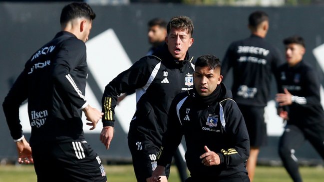 Colo Colo inició viaje a Perú para enfrentar a Alianza Lima con Castellani y Parra en el plantel