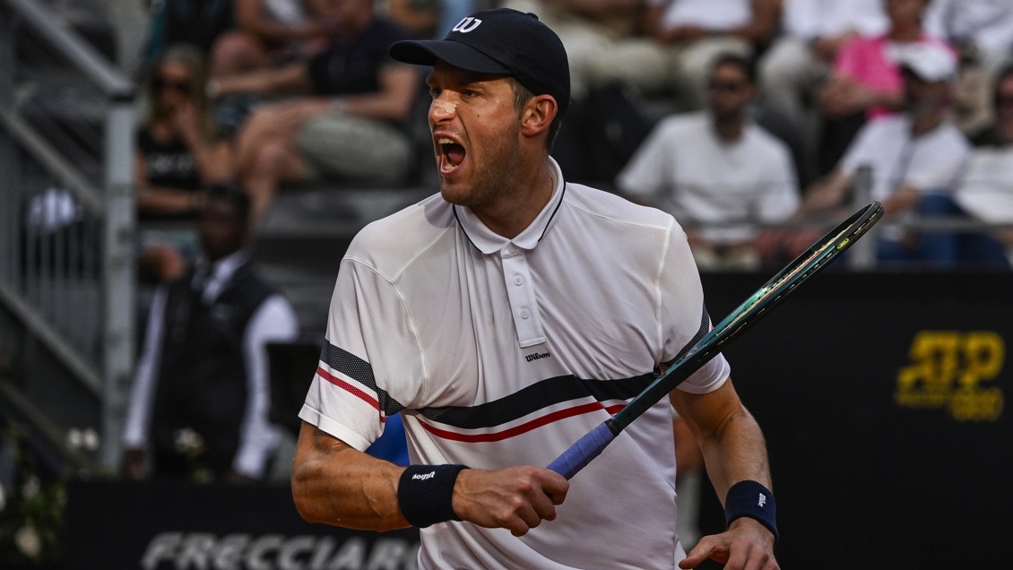 Jarry avanzó a los cuartos de final en Roma tras sólido triunfo ante Müller