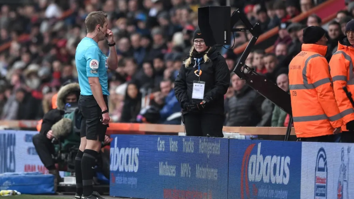 [Análisis] ¿Por qué la Premier League quiere eliminar el VAR?