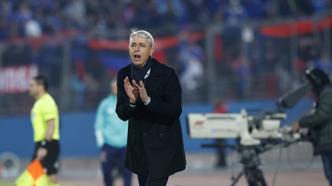 Sin centrodelantero: El problema de la UC para el duelo contra Cobreloa