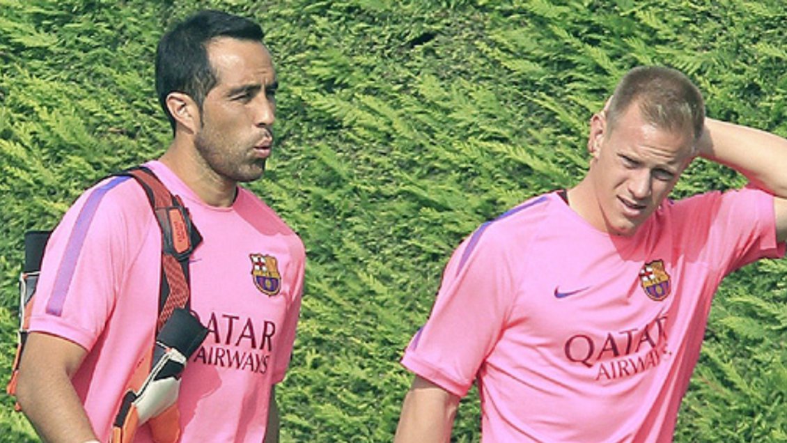 Ter Stegen recordó rol de Claudio Bravo en su crecimiento deportivo