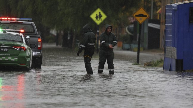 Lluvias: Socavones, sectores anegados y cortes de luz en la zona central