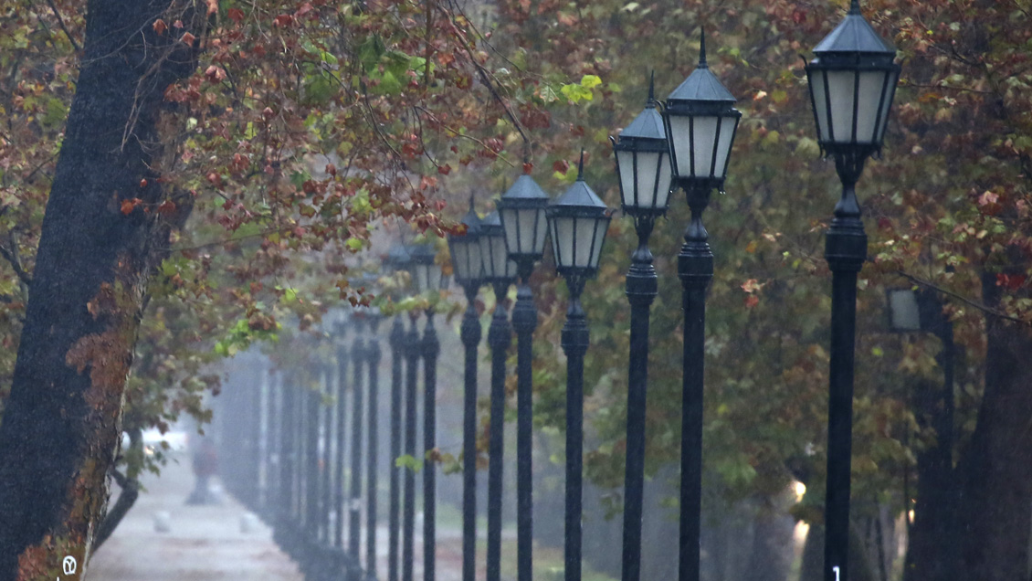 Presentan nueva demanda colectiva contra Enel y CGE por extensos cortes de luz