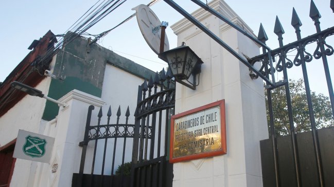 Jurista: Chile debe elevar el nivel de los policías de la calle