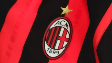   AC Milán presentó su equipación para la temporada 2024-2025 