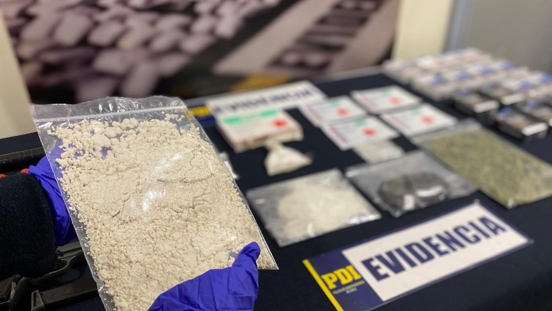 Incautan fentanilo y armas tras allanamiento en Los Álamos