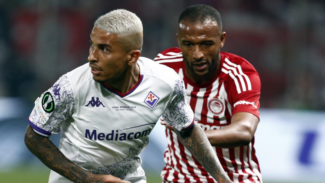 Olympiakos y Fiorentina chocan en Atenas por la final de la Conference League