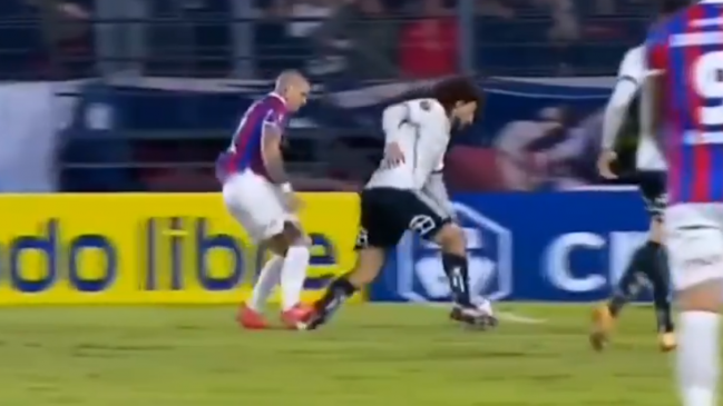 Popular medio inglés reaccionó a la violenta falta que recibió Falcón ante Cerro Porteño