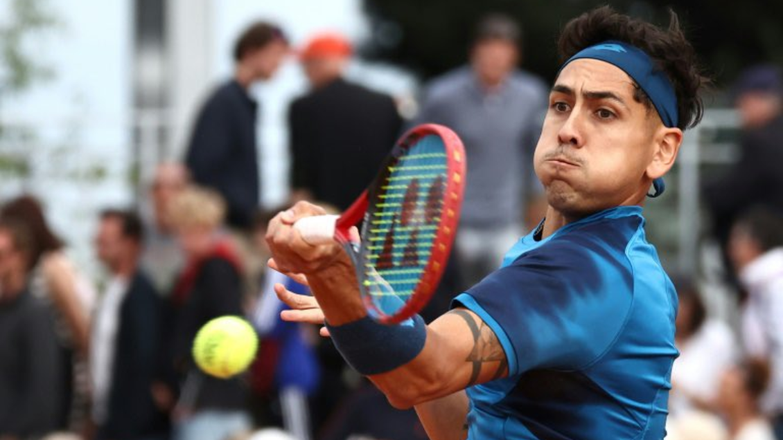 Alejandro Tabilo dijo adiós a Roland Garros en la primera ronda de dobles