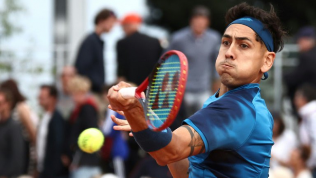 Alejandro Tabilo dijo adiós a Roland Garros en la primera ronda de dobles