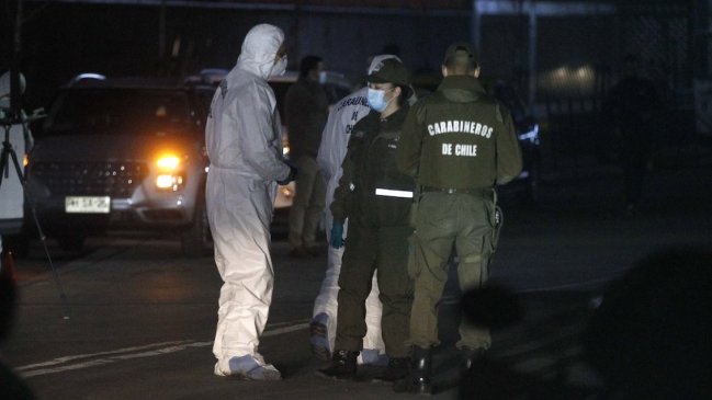 Joven fue asesinado a disparos en Melipilla: Iba a entregar ropa junto a su madre