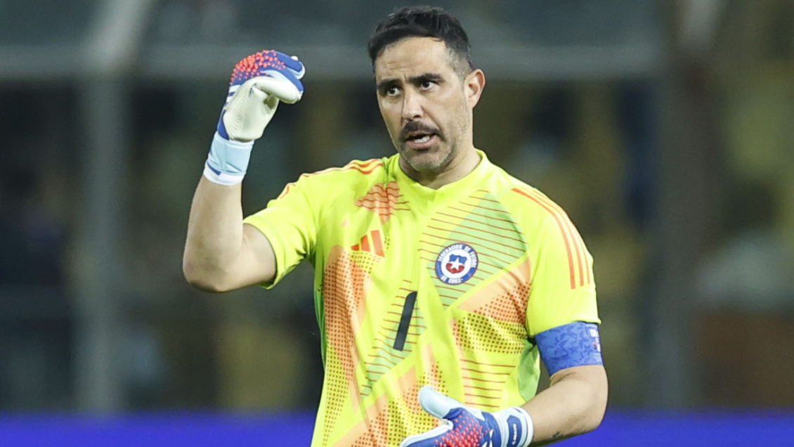 Claudio Bravo: La Copa América es un episodio distinto, es súper importante