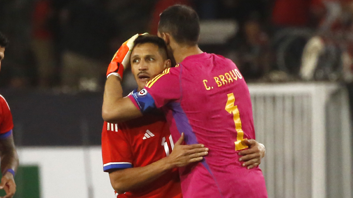 Alexis se deshizo en elogios para Claudio Bravo: Es uno de los mejores arqueros del mundo
