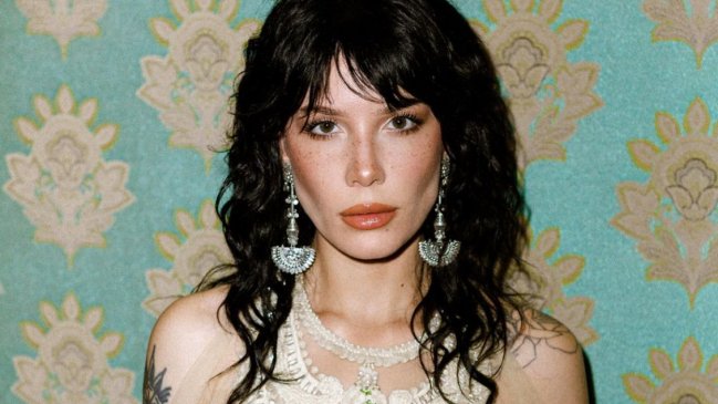 Halsey revela grave diagnóstico de salud en su nuevo single 
