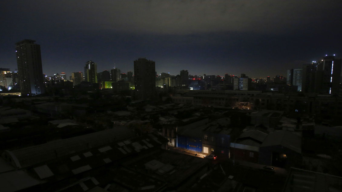 Masivo corte afectó a cientos de miles de clientes en Santiago