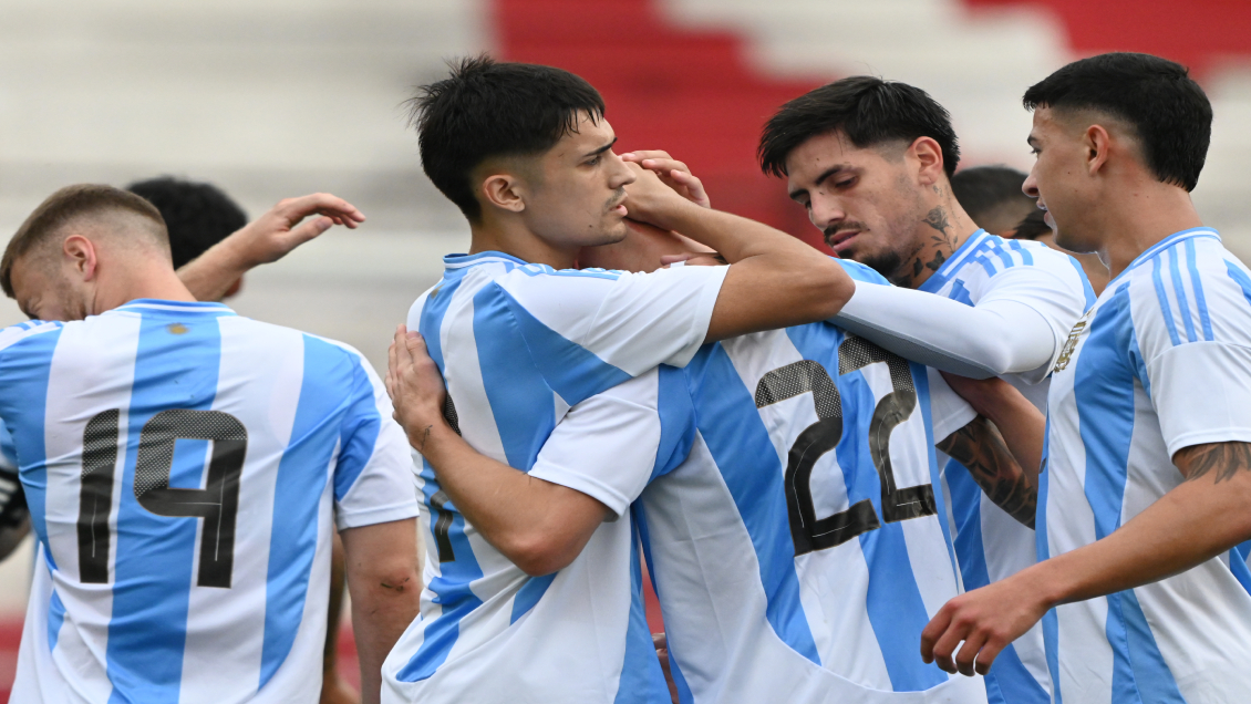 Argentina Sub 23 goleó a Paraguay en amistoso preparatorio para París 2024