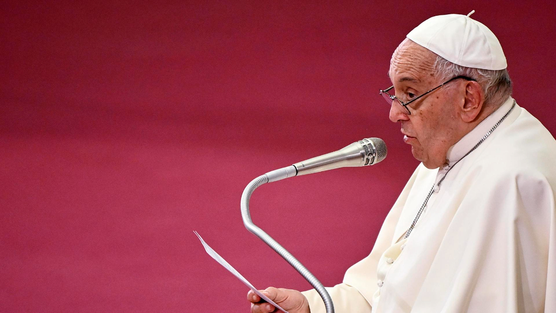 Papa llamó a acoger a los homosexuales en la iglesia pero con 