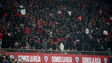   ¡Increíble! En el Chile-Paraguay sonaron cánticos grabados por los parlantes del Nacional 