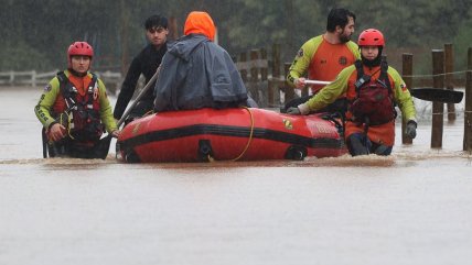   La evacuación por el desborde del río Andalién 