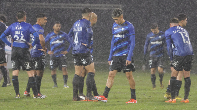 Cambio de planes: Vuelo de Huachipato a Punta Arenas para jugar Copa Chile fue cancelado
