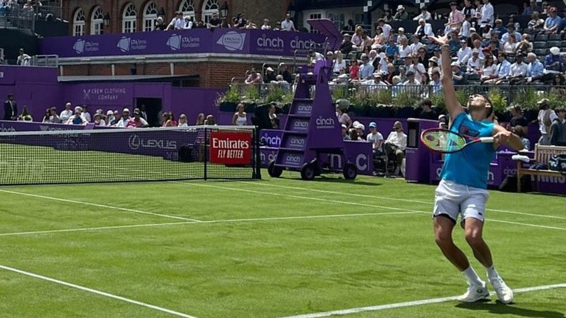 Alejandro Tabilo entrenó con Dimitrov en Queen's