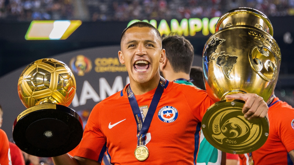 [Perfil] Alexis, el único vigente en Europa de la generación bicampeona, a su sexta Copa América