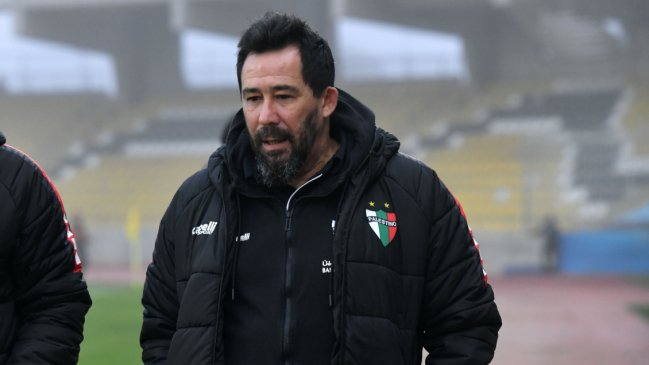   Oficial: Pablo Sánchez dejó de ser técnico de Palestino 