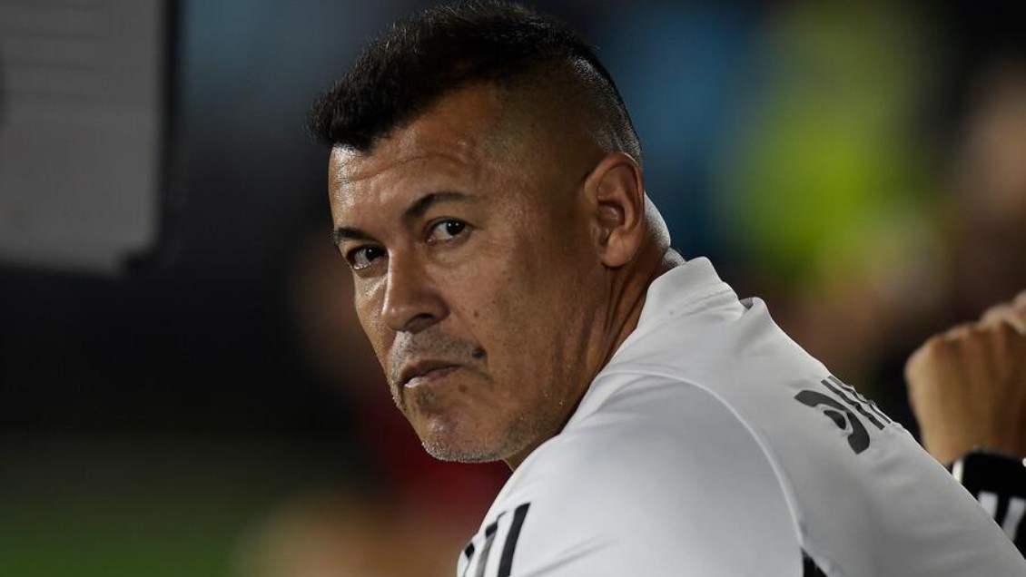 Almirón: Para nosotros es un privilegio tener a Arturo Vidal