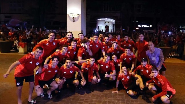 [VIDEO] La Roja recibió el cariño de los hinchas en banderazo previo al debut en Copa América