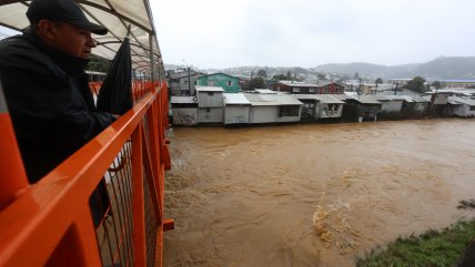   Desborde del río Curanilahue inundó sectores aledaños 
