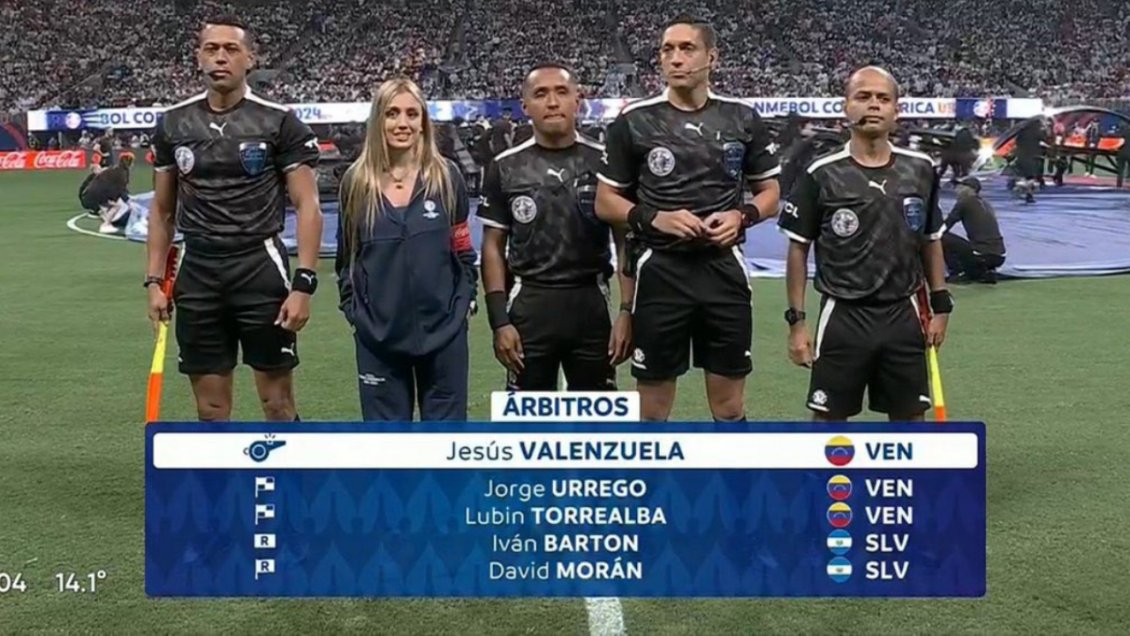 Morena Beltrán generó ola de reacciones por presencia con los árbitros en Copa América