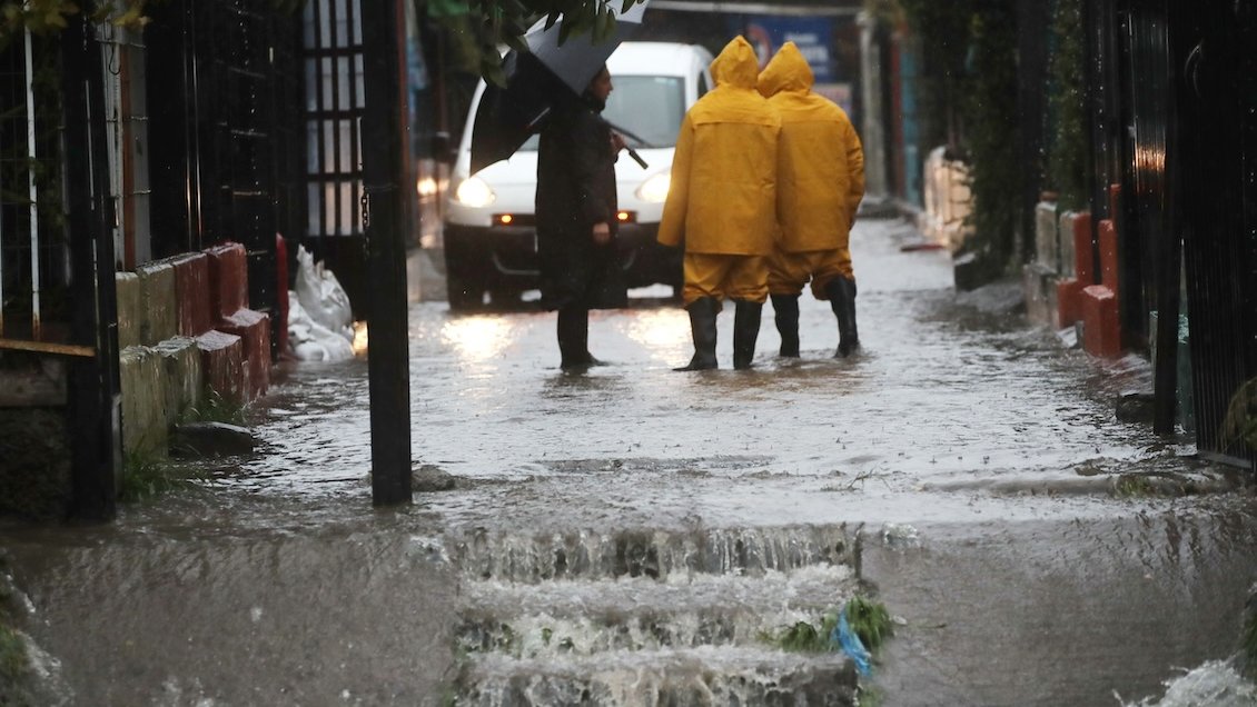 Sistema frontal provocó daños en más de 10.000 viviendas