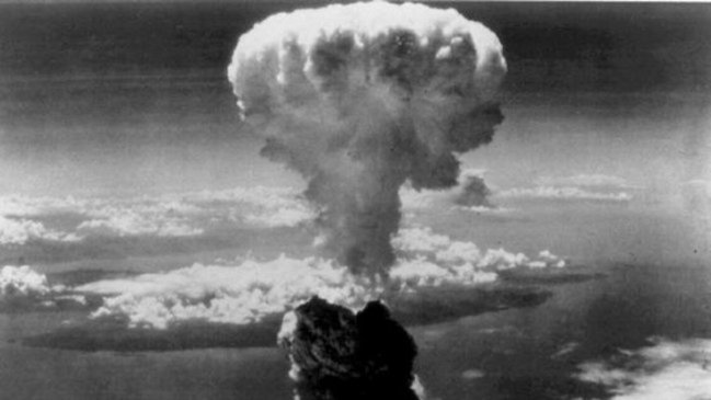  Oppenheimer se disculpó ante víctimas de la bomba atómica, según un nuevo video  