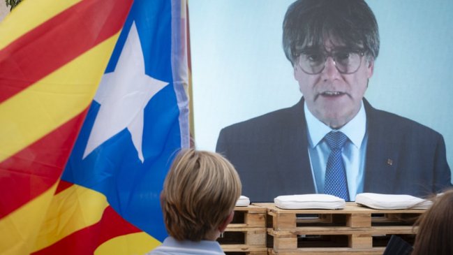   Juez español abre una nueva causa contra Puigdemont 
