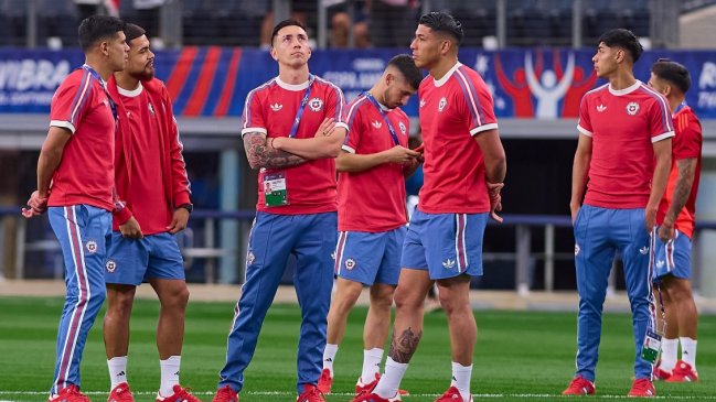   La Roja partió rumbo a Nueva Jersey para afrontar duelo ante Argentina 