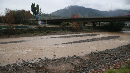   El caudal del Río Mapocho que dejan las lluvias en la Región Metropolitana 