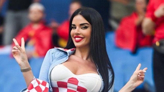 [Video] La croata Ivana Knoll hizo la previa del duelo ante Italia comiendo spaghetti