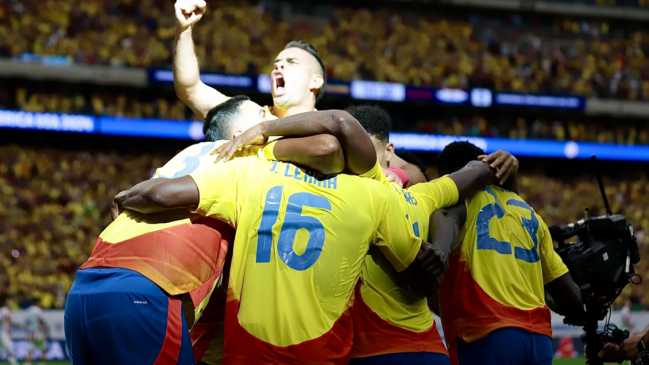   Colombia golpeó por vía aérea a Paraguay y festejó en su debut por la Copa América 