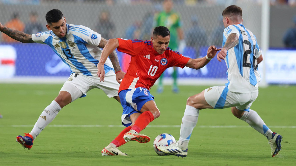 La Roja lamentó una derrota sobre la hora ante una Argentina que avanzó en Copa América